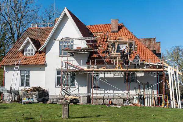 Henley Roofing Company Reliable Roofing Services and Quality Work
